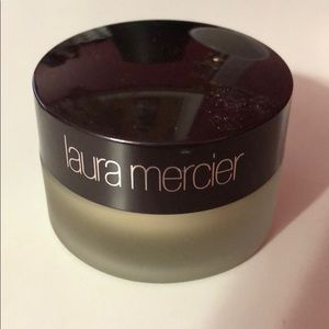 Laura mercier creme smooth foundation